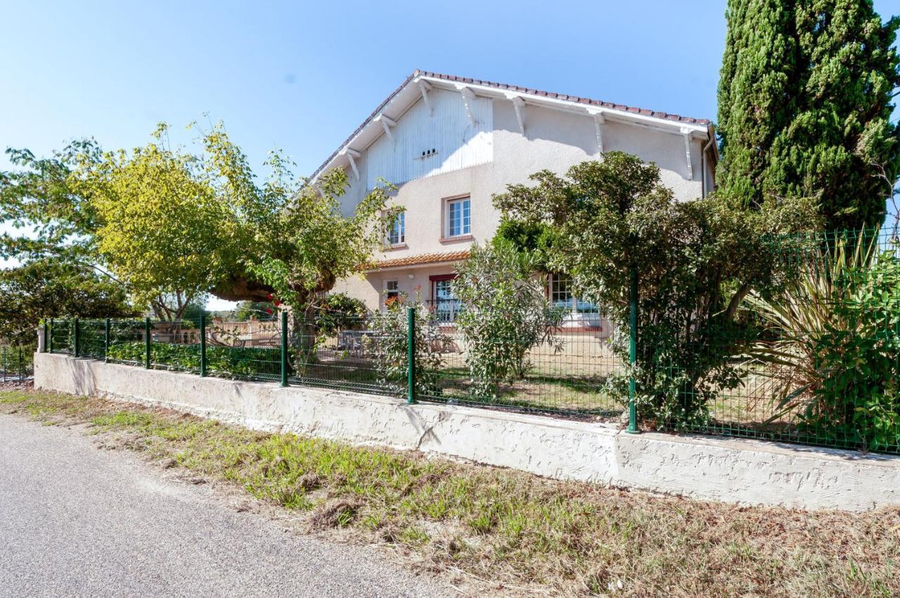 Vila Chez Annie Et William Montpouillan Exteriér fotografie