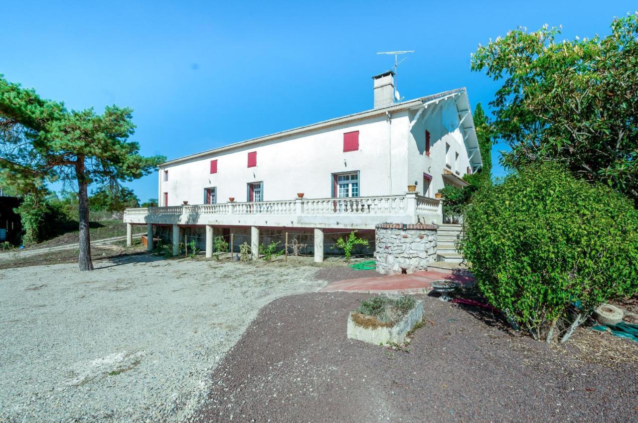 Vila Chez Annie Et William Montpouillan Exteriér fotografie