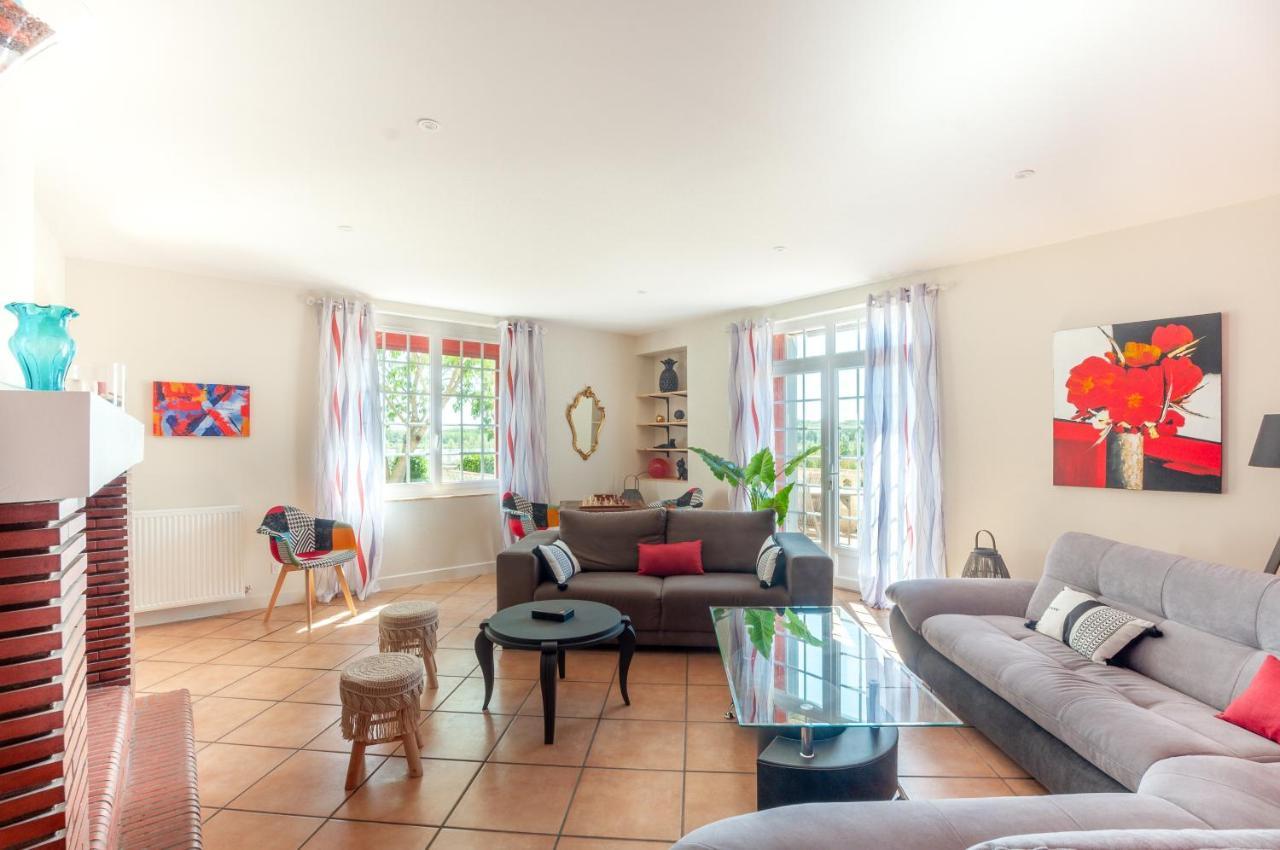 Vila Chez Annie Et William Montpouillan Exteriér fotografie